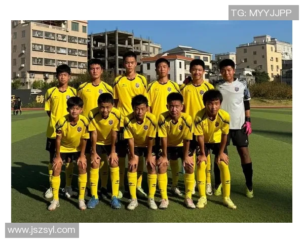 厦门二中足球明星崭露头角引领校园足球新风潮